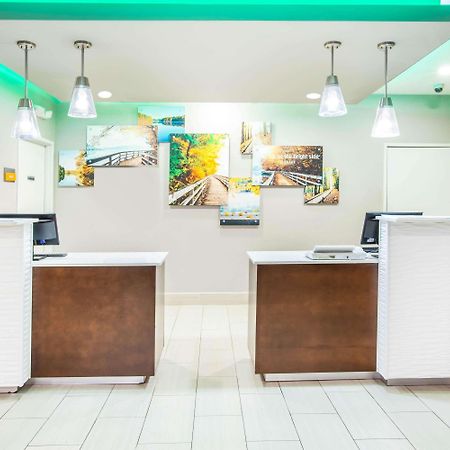La Quinta Inn And Suites By Wyndham Elkhart Εξωτερικό φωτογραφία