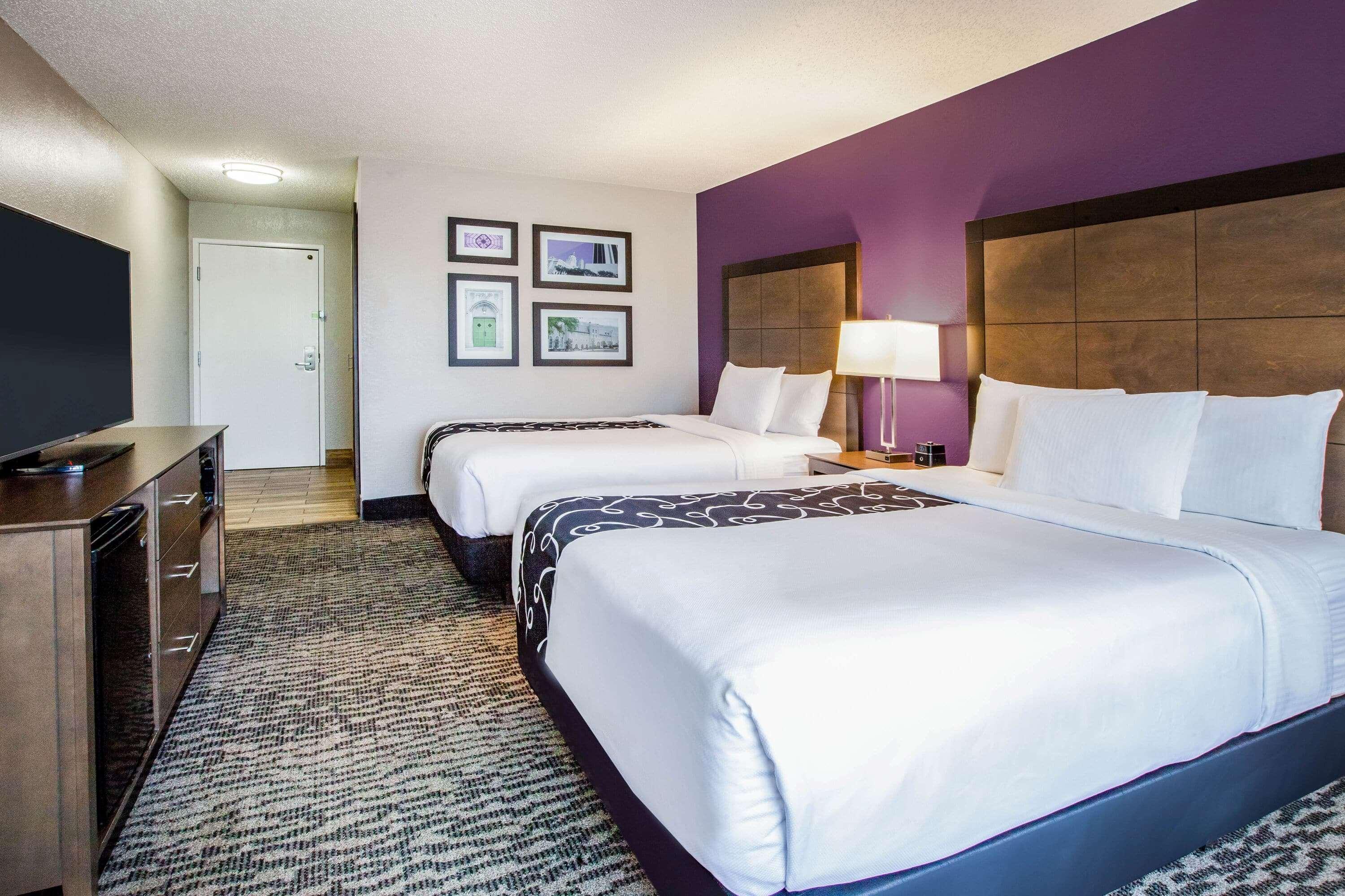 La Quinta Inn And Suites By Wyndham Elkhart Εξωτερικό φωτογραφία