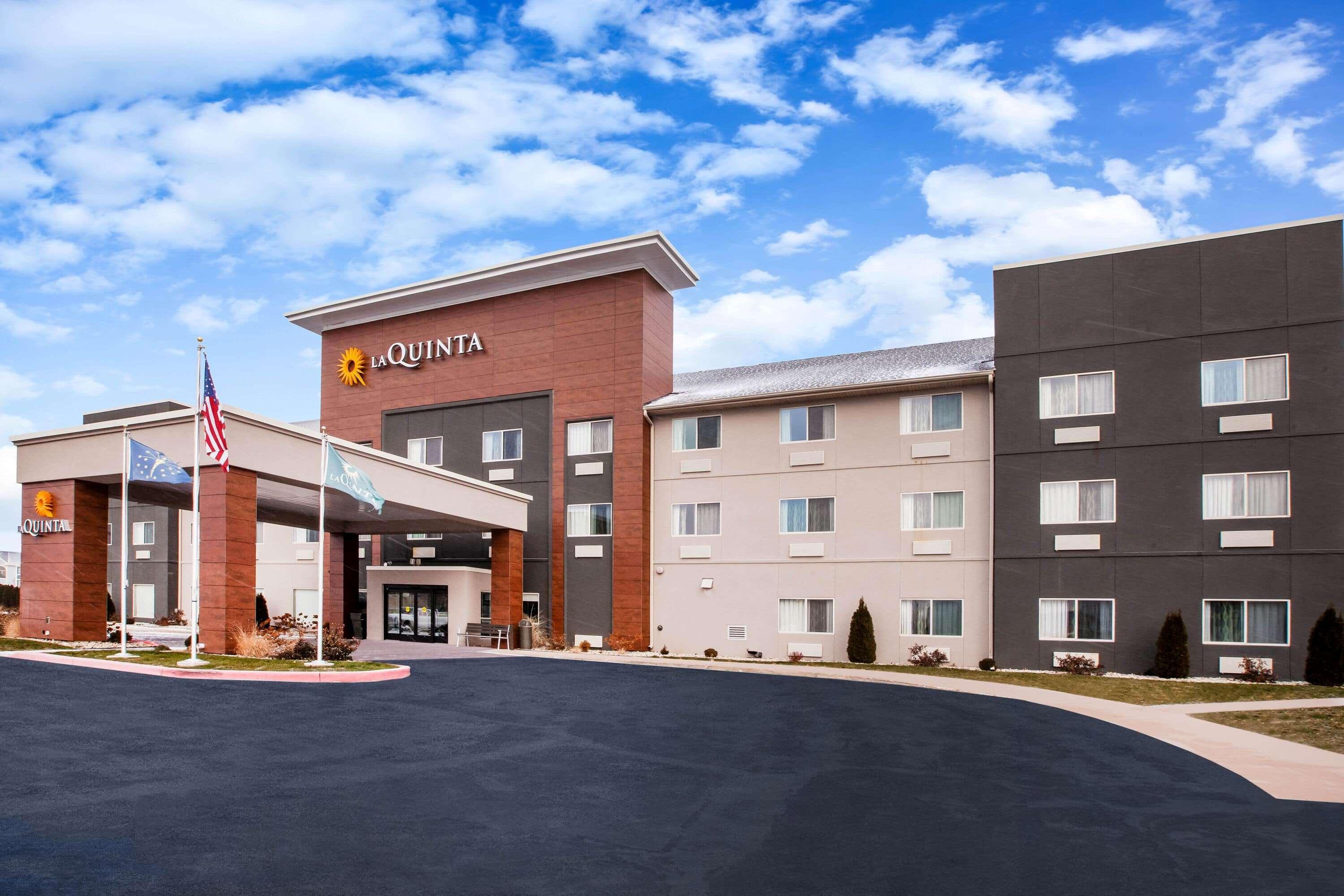 La Quinta Inn And Suites By Wyndham Elkhart Εξωτερικό φωτογραφία