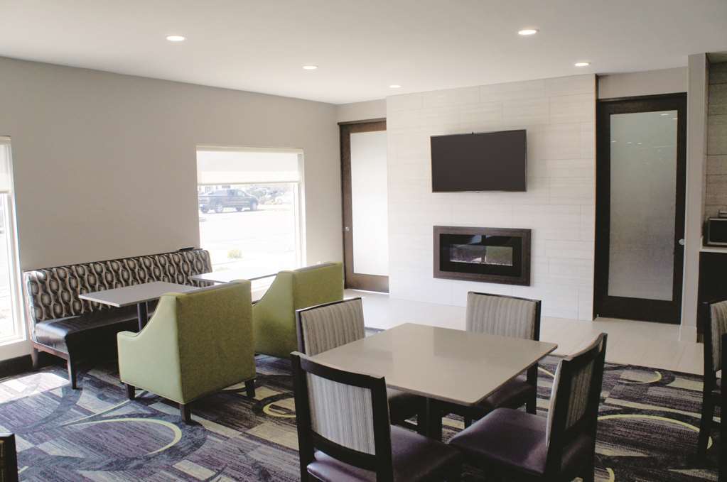 La Quinta Inn And Suites By Wyndham Elkhart Εστιατόριο φωτογραφία