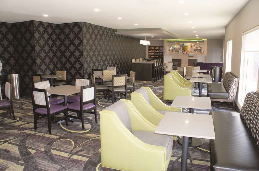 La Quinta Inn And Suites By Wyndham Elkhart Εστιατόριο φωτογραφία