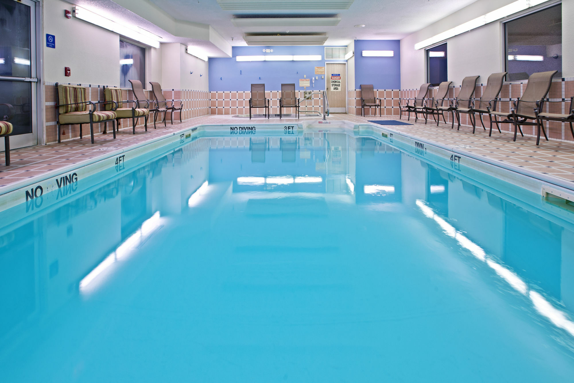 La Quinta Inn And Suites By Wyndham Elkhart Εξωτερικό φωτογραφία