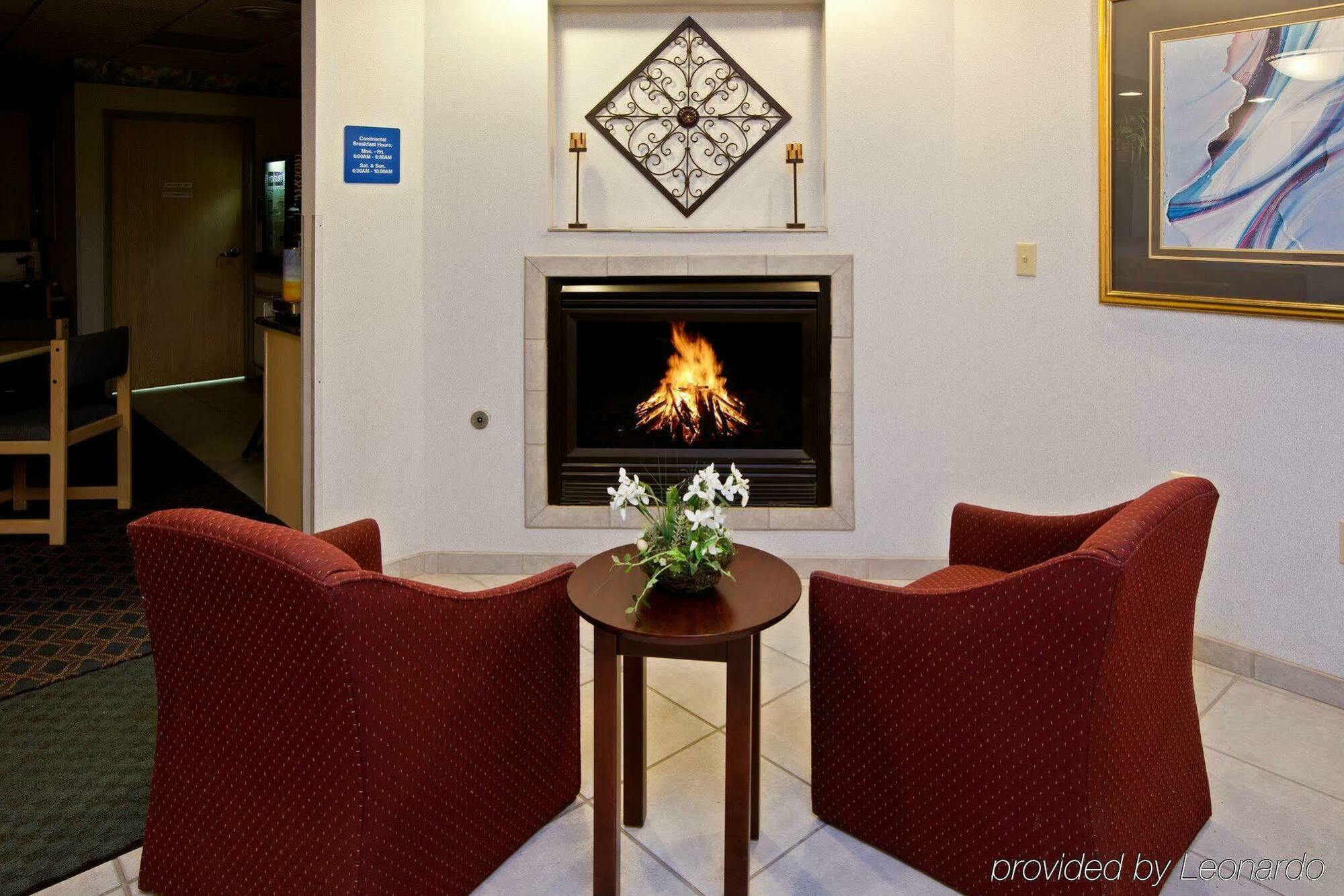La Quinta Inn And Suites By Wyndham Elkhart Εξωτερικό φωτογραφία