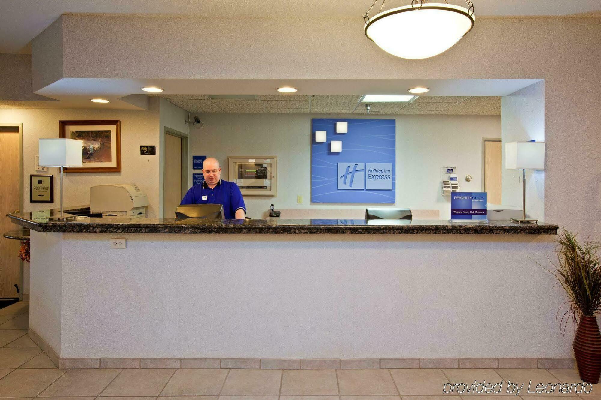 La Quinta Inn And Suites By Wyndham Elkhart Εξωτερικό φωτογραφία